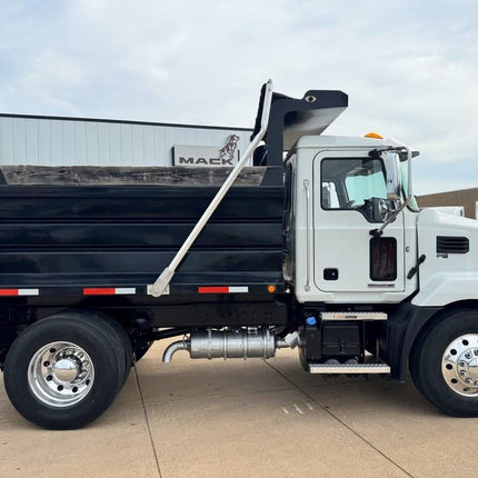 2022 Mack MD7 Single Axle Dump Truck $104,900 (Lexington, KY)