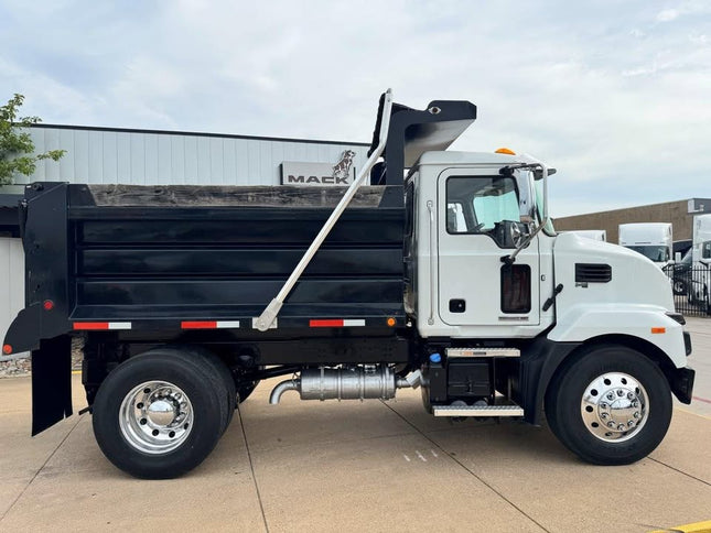 2022 Mack MD7 Single Axle Dump Truck $104,900 (Lexington, KY)