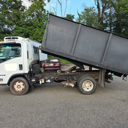 2007 Isuzu NPR Single Axle Dump Truck $17,999 (South Amboy, NJ)