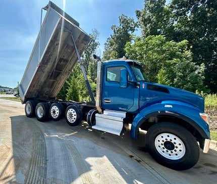 2020 Kenworth T880 Quad Axle Dump Truck $124,950 (Fort Mill, SC)