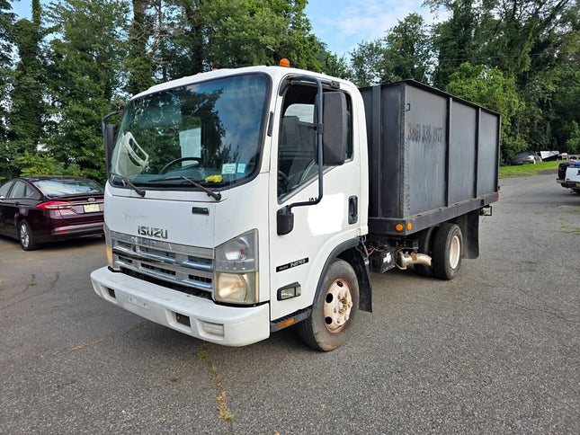 2007 Isuzu NPR Single Axle Dump Truck $19,999 (South Amboy, NJ)