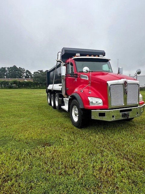2018 Kenworth T880 Triaxle Dump Truck $149,950 (Houston, TX)