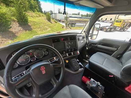 2020 Kenworth T880 Quad Axle Dump Truck $148,995 (Strongsville, OH)