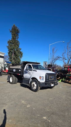 2019 Ford F750 Single Axle Dump Truck $55,000 (Modesto, CA)