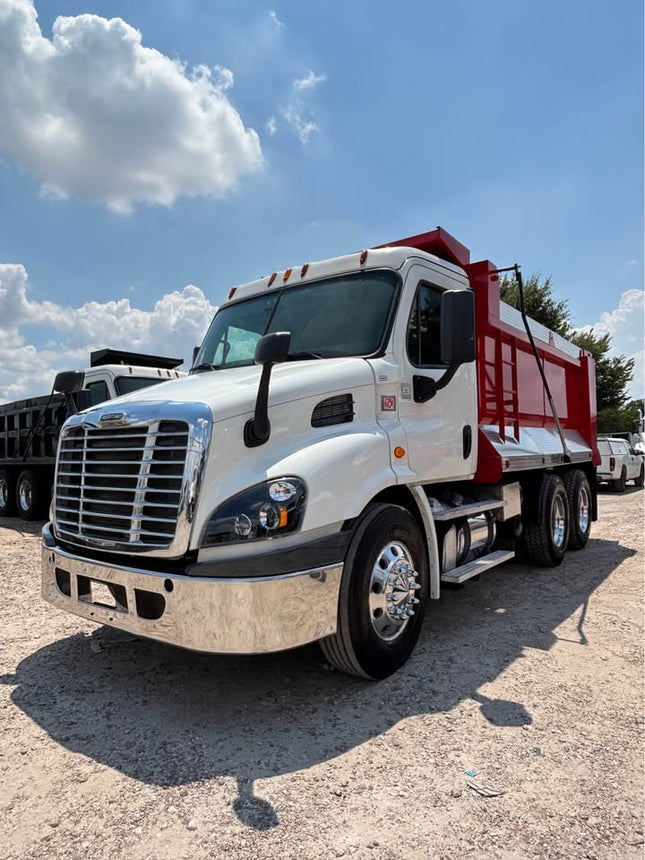 2016 Freightliner Cascadia Tandem Axle $46,500 (Houston, TX)