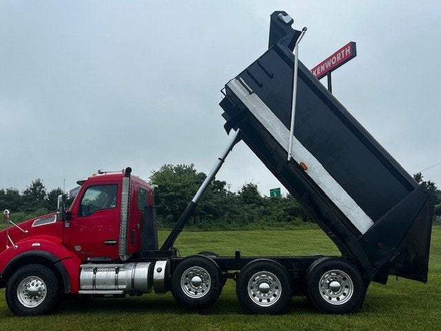 2018 Kenworth T880 Triaxle Dump Truck $149,950 (Houston, TX)